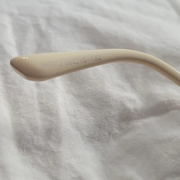 Sunglasses - Picture 4 of 6